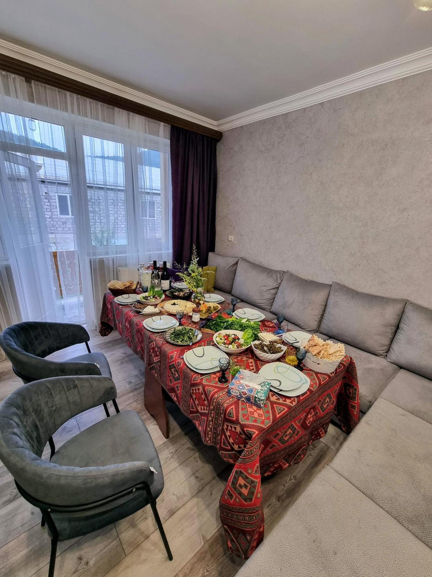 New Horizons , Apartment With 5 Bedrooms, Whole Apartment, Апартмент Целиком Dilijan Ngoại thất bức ảnh